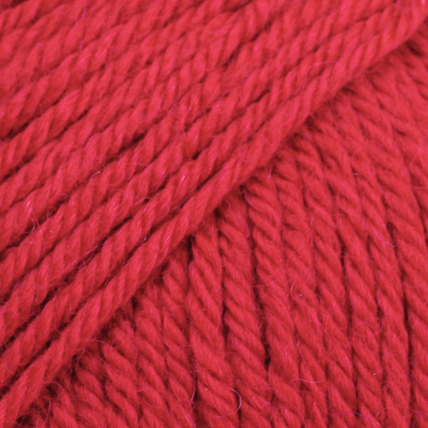 DROPS Lima is a high-quality DK wool blend, combining wool and alpaca for warmth, softness, and durability.