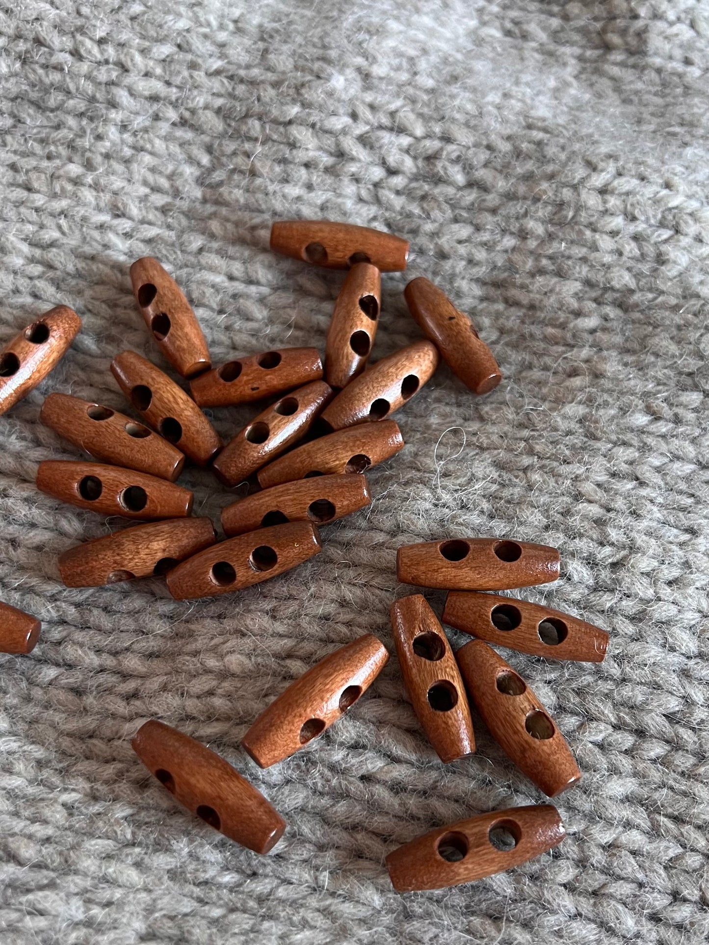 Wooden toggle