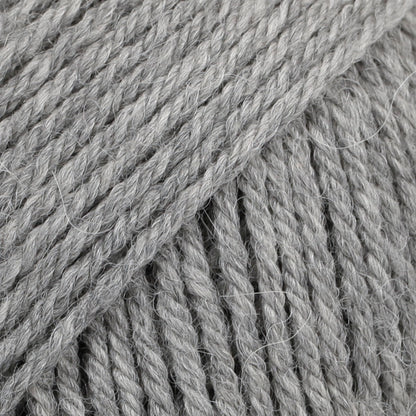DROPS Lima is a high-quality DK wool blend, combining wool and alpaca for warmth, softness, and durability.