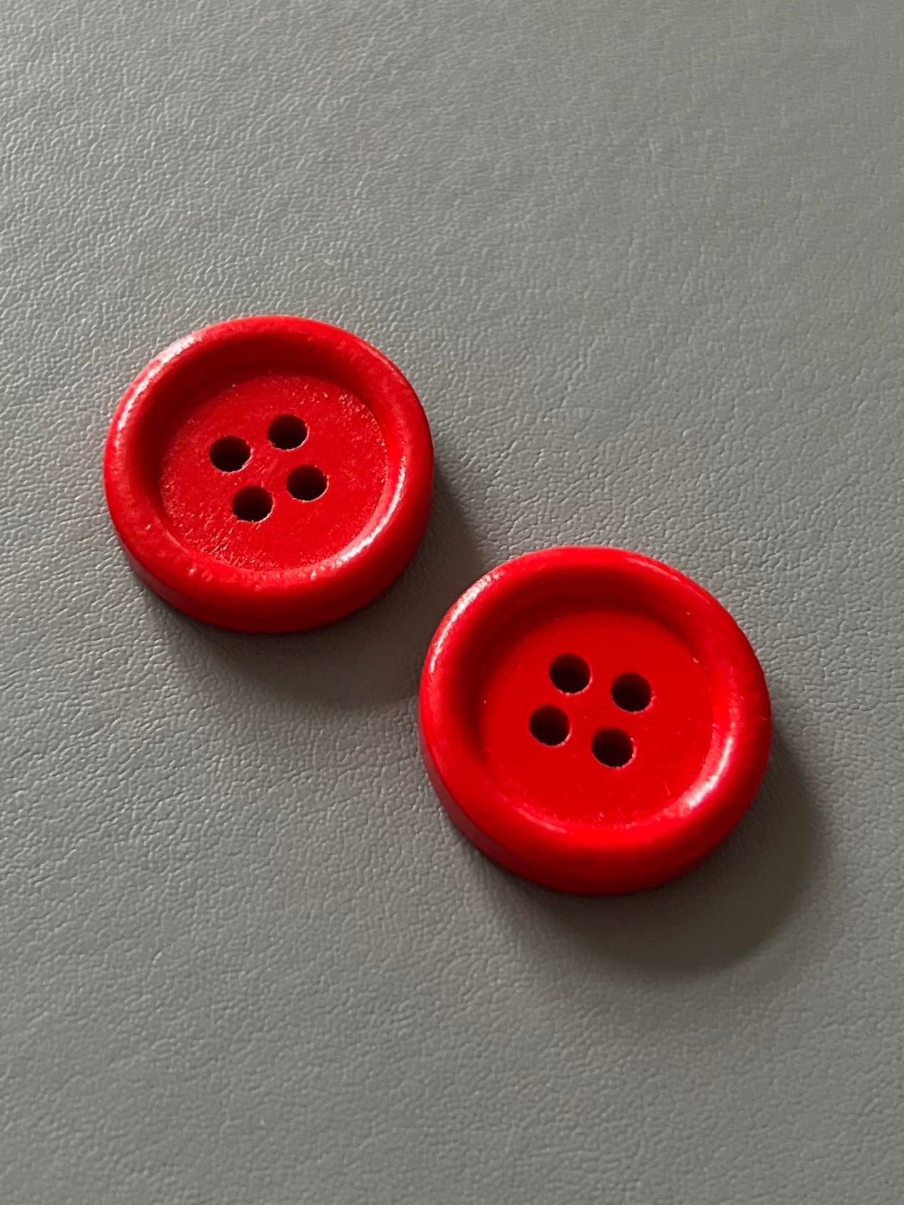 Christmas theme 4 hole button