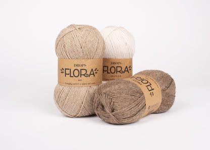 image of a soft yarn skein made from 65% wool and 35% alpaca wool, showcasing its smooth, luxurious texture. The yarn is a light, airy fiber perfect for knitting and crochet projects, with a rich sheen highlighting the natural beauty of alpaca wool. Ideal for creating warm, lightweight garments.